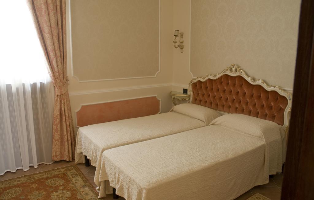 Appartamento Ca' Cavalli Velence Szoba fotó